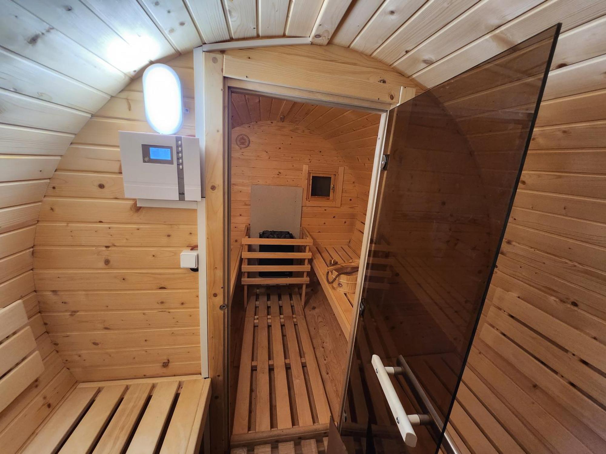 Haus Strandkoerv Mit Fass-Sauna Loddin Exterior foto